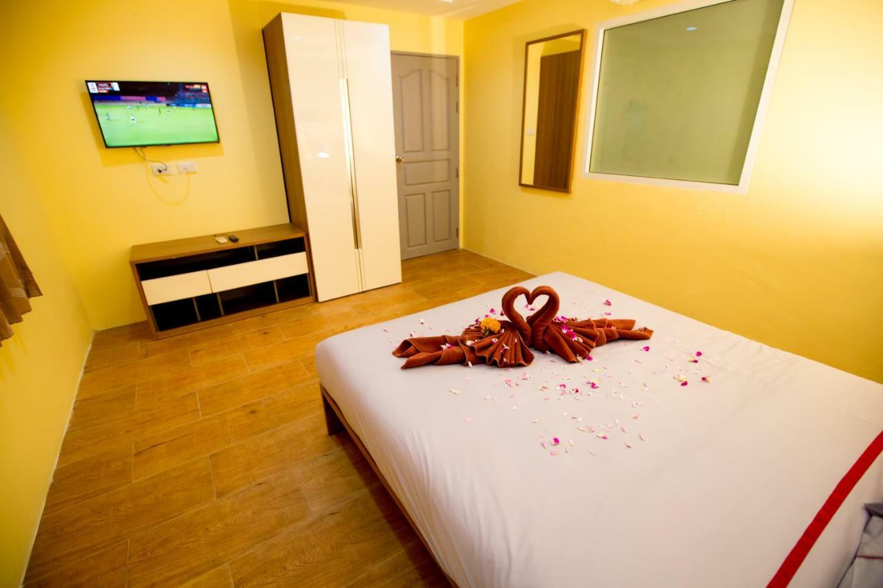 Oscar Boutique Hotel Patong Exterior foto