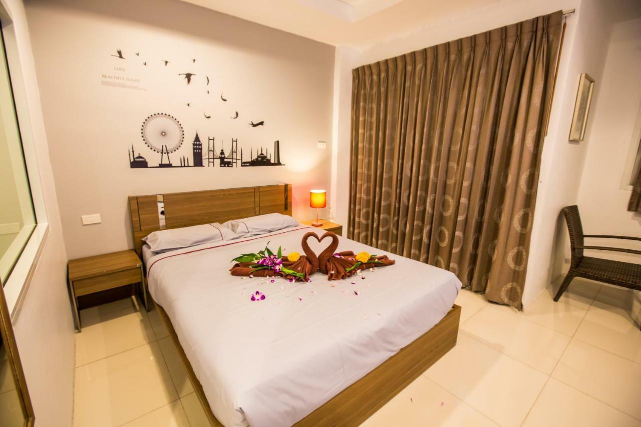 Oscar Boutique Hotel Patong Exterior foto